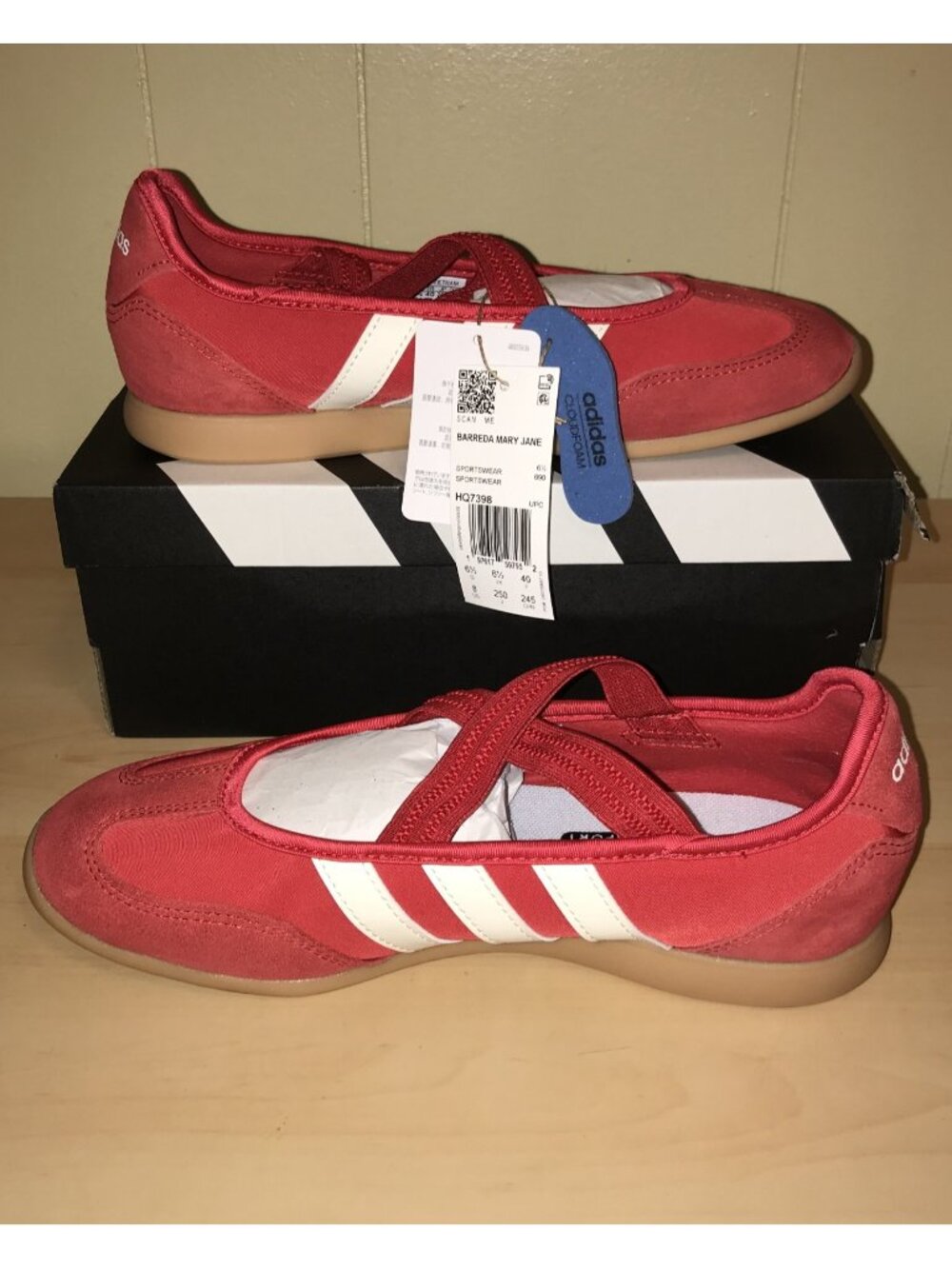 Women's Adidas Barreda Mary Jane Shoes- Size: 8 (HQ7398)